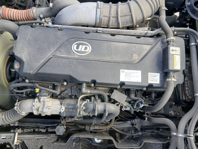 UDトラックス（日産） クオン 大型 ウィング 2PG-CG5CA(111908) 21枚目
