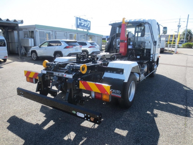 三菱ふそう ファイター 中型 コンテナ専用車 2KG-FK72F(112723) 4枚目