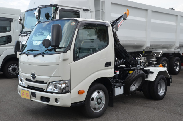 日野 デュトロ 小型 コンテナ専用車 2KG-XZU605M(112100) 1枚目