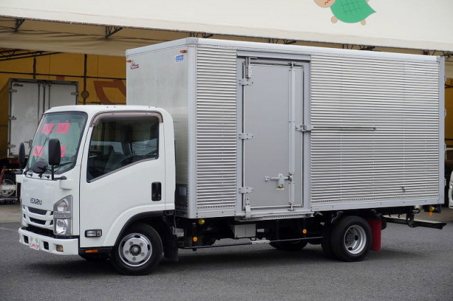 いすゞ エルフ 小型 バン TRG-NLR85AN(110159) 1枚目