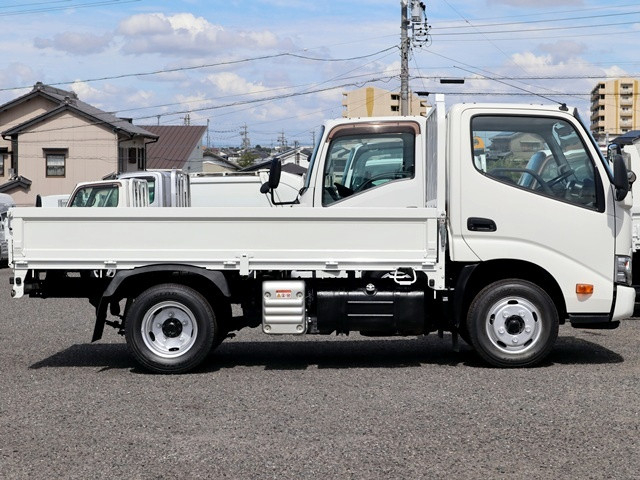 トヨタ ダイナ 小型 平ボディ 2RG-XZC605(109979) 8枚目