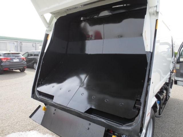 三菱ふそう キャンター 小型 塵芥車（プレス式） 2PG-FEAV0(11631) 11枚目