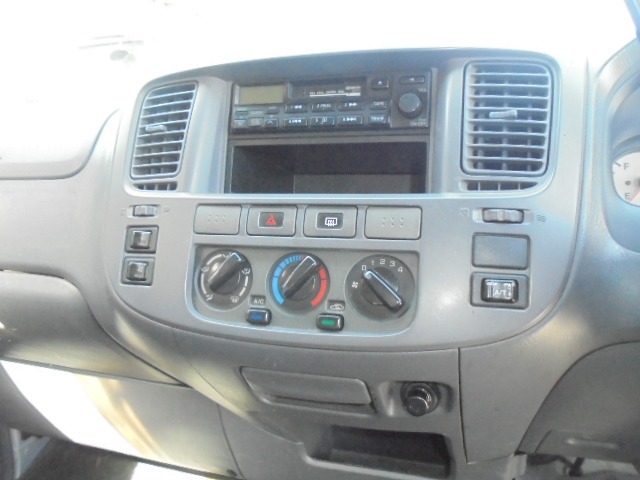 日産自動車 キャラバン その他 Translation missing: ja.item.body_keijou_enum.body_keijou_one_box TA-QGE25(9712) 30枚目