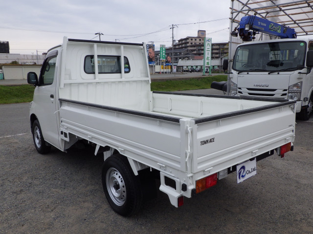 トヨタ タウンエース 小型 平ボディ 5BF-S403U(103875) 2枚目