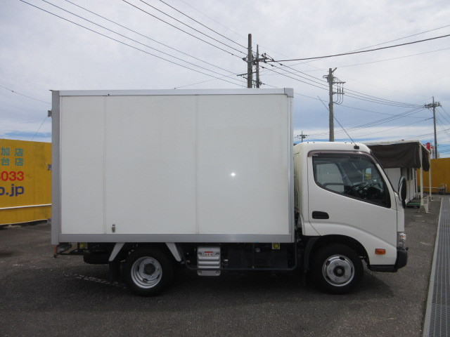 トヨタ ダイナ 小型 バン 2RG-XZC605(111647) 6枚目