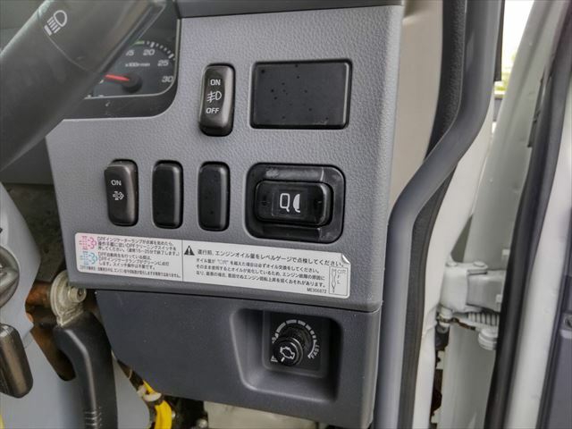 三菱ふそう ファイター 中型 冷蔵冷凍バン TKG-FK71F(11735) 37枚目
