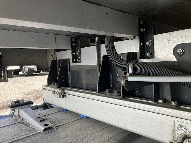日野 レンジャー 中型 冷蔵冷凍バン TKG-FD9JLAG(112074) 46枚目