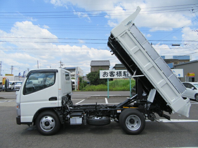 三菱ふそう キャンター 小型 土砂ダンプ 2PG-FBA60(12092) 13枚目