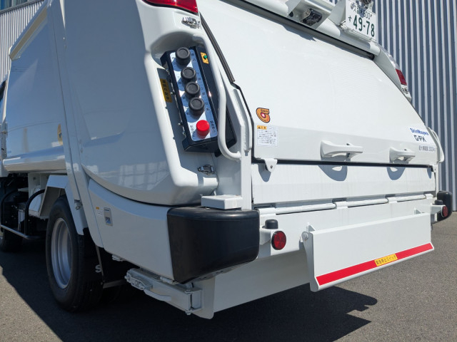 三菱ふそう キャンター 小型 塵芥車（プレス式） 2RG-FEAV0(111491) 6枚目