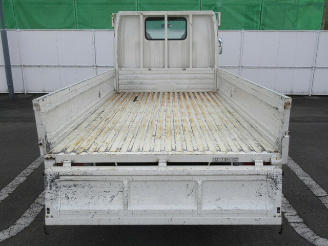 マツダ タイタン 小型 平ボディ KR-SYF4L(8006) 7枚目