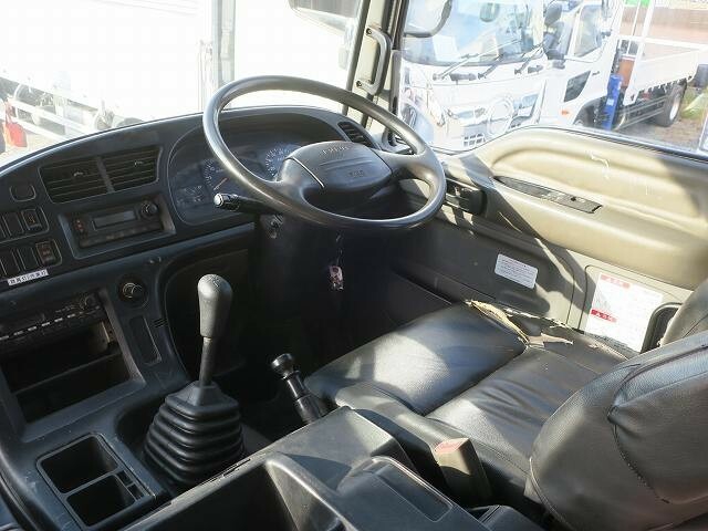 いすゞ ギガ 大型 コンテナ専用車 PDG-CYZ77Q8(35623) 15枚目