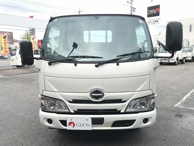 日野 デュトロ 小型 平ボディ 2RG-XZU605M(111805) 2枚目