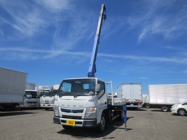 三菱ふそう キャンター 小型 平ボディ（クレーン付） TPG-FEA50(109065) 1枚目
