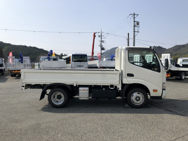 日野 デュトロ 小型 平ボディ 2KG-XZC605M(103355) 18枚目