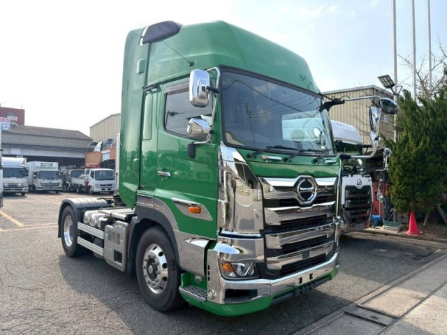 日野 プロフィア 大型 トラクタ 2DG-SH1EDGG(103172) 2枚目
