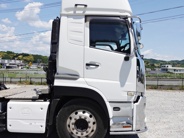 UDトラックス（日産） クオン 大型 トラクタ 2PG-GK5AAD(110384) 7枚目