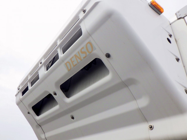 いすゞ エルフ 小型 冷蔵冷凍バン 2PG-NMS88AN(112930) 42枚目