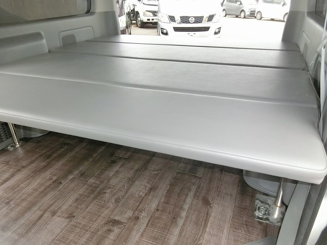 トヨタ レジアスエース 小型 バン CBF-TRH211K(79819) 15枚目
