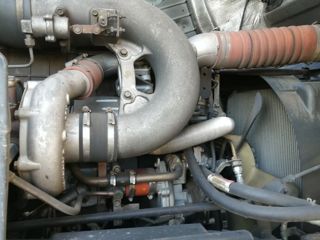 UDトラックス（日産） ビッグサム 大型 ウィング KL-CD48B(4826) 90枚目