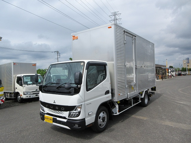 三菱ふそう キャンター 小型 バン 2RG-FEAV0(113784) 1枚目