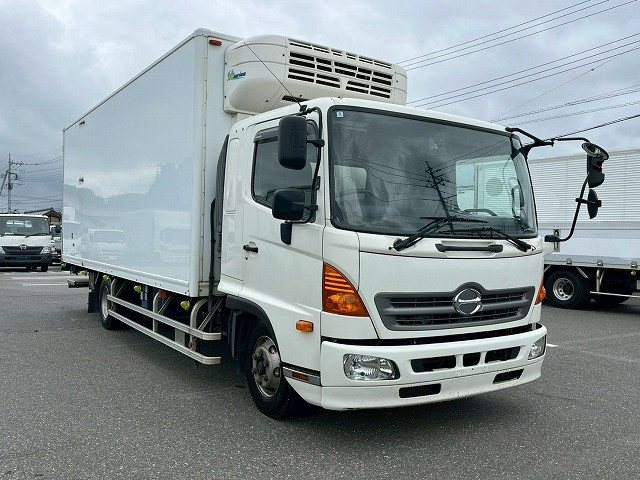 日野 レンジャー 中型 冷蔵冷凍バン TKG-FD7JLAG(109390) 4枚目