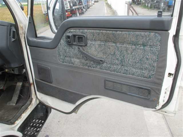 マツダ タイタン 小型 平ボディ（クレーン付） KC-WGJ4T(39877) 10枚目
