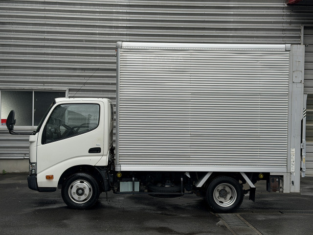 トヨタ ダイナ 小型 バン TPG-XZU605(110888) 2枚目