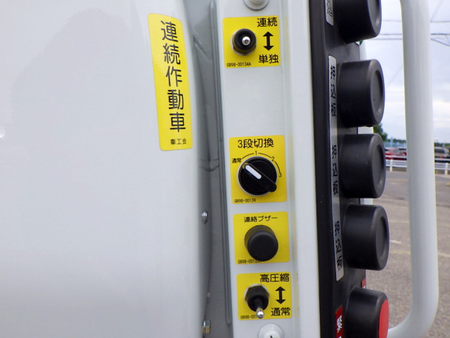 三菱ふそう キャンター 小型 塵芥車（プレス式） 2RG-FEAV0(111858) 15枚目