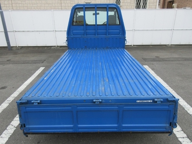 トヨタ タウンエース 小型 平ボディ GK-KM75(6675) 9枚目