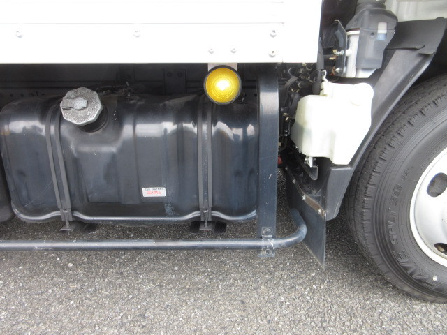 いすゞ エルフ 小型 バン TRG-NLR85AN(109809) 40枚目