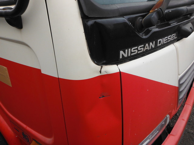 UDトラックス（日産） コンドル 中型 冷蔵冷凍バン KK-MK25A(2289) 5枚目