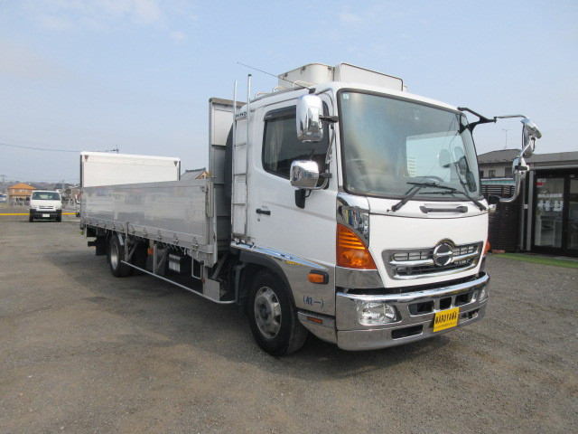 日野 レンジャー 中型 平ボディ TKG-FD7JLAG(103741) 2枚目