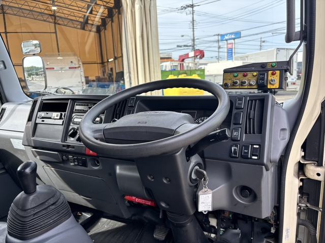 いすゞ エルフ 小型 塵芥車（プレス式） TPG-NMR85AN(107775) 63枚目