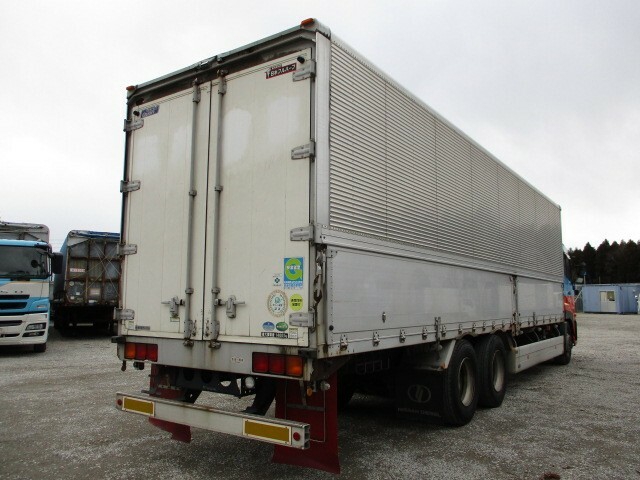 UDトラックス（日産） クオン 大型 ウィング PKG-CD4ZA(8857) 4枚目