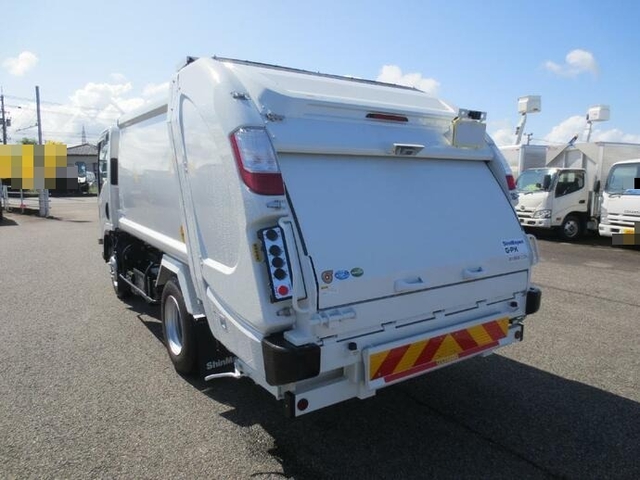 いすゞ エルフ 小型 塵芥車（プレス式） 2PG-NPR88YN(8880) 4枚目