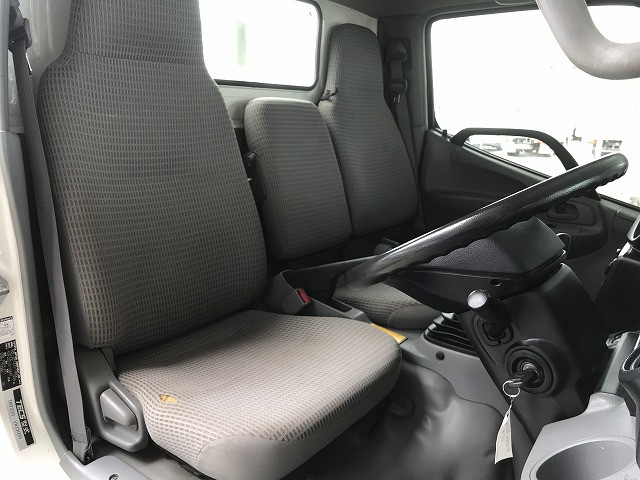 トヨタ トヨエース 小型 平ボディ ABF-TRY220(109347) 30枚目