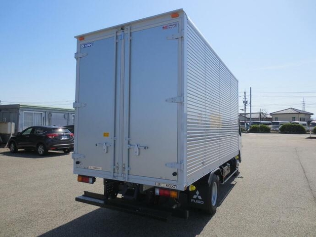 三菱ふそう キャンター 小型 バン 2RG-FEA20(9117) 3枚目