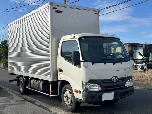 トヨタ ダイナ 小型 バン TPG-XZU655(109572) 2枚目