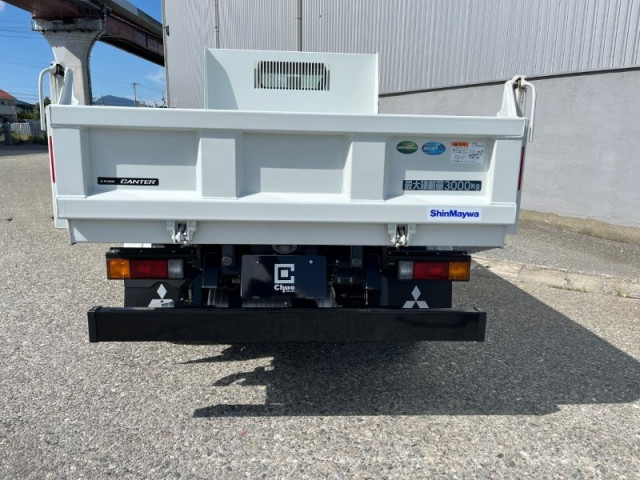 三菱ふそう キャンター 小型 土砂ダンプ 2RG-FBA60(112469) 6枚目