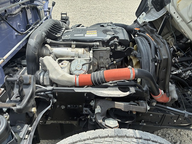 マツダ タイタン 小型 平ボディ（クレーン付） BDG-LMR85AR(110190) 28枚目