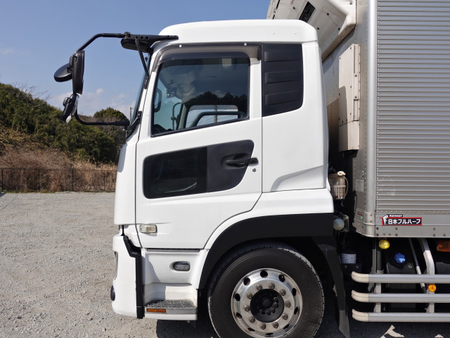 UDトラックス（日産） クオン 大型 冷蔵冷凍バン 2PG-CX5BA(101340) 13枚目