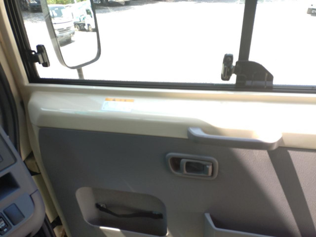 日産自動車 シビリアン 小型 バス ABG-DVW41(109631) 30枚目