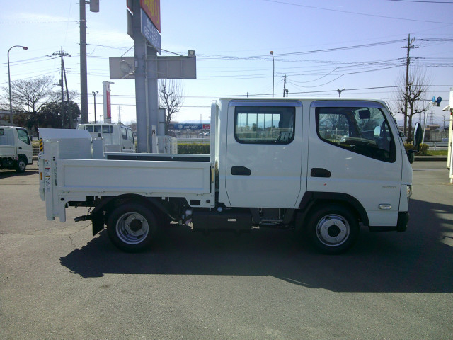 三菱ふそう キャンター 小型 Wキャブ 2RG-FBA20(102595) 4枚目