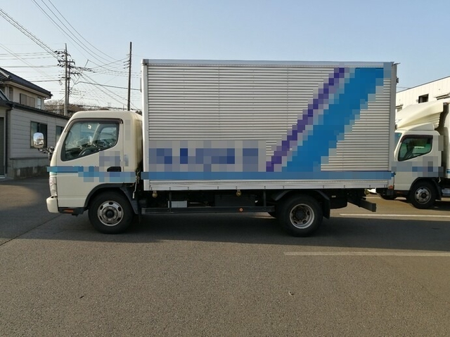 三菱ふそう キャンター 小型 バン PDG-FE83DY(5674) 4枚目