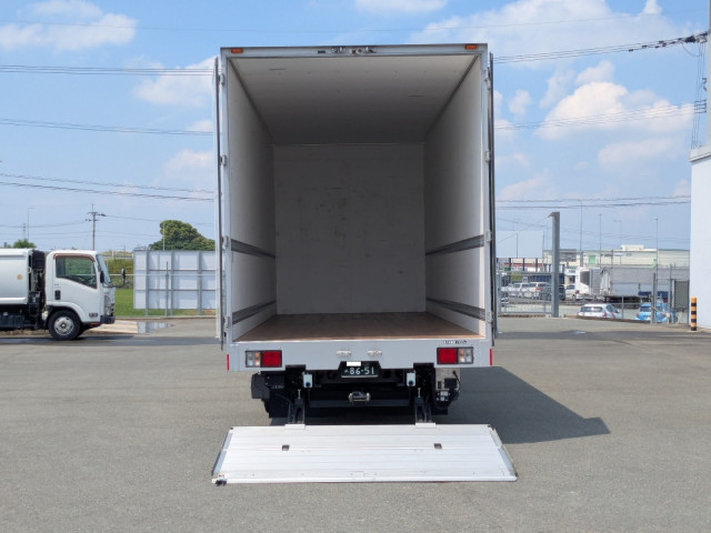 UDトラックス（日産） クオン 中型 バン 2RG-BRR90T4(110905) 36枚目