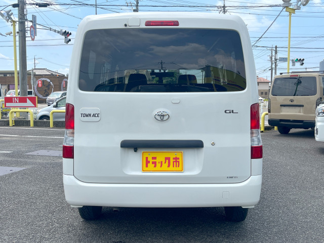 トヨタ タウンエース 小型 Translation missing: ja.item.body_keijou_enum.body_keijou_light_van DBF-S402M(110908) 7枚目