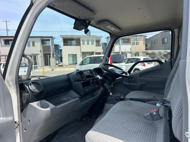 日野 デュトロ 小型 平ボディ TPG-XZC605M(105691) 25枚目