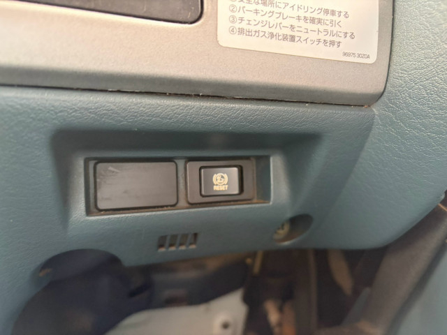 UDトラックス（日産） コンドル 増トン 平ボディ（クレーン付） PB-LK36A(110862) 43枚目