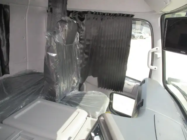 日産自動車 クオン 大型 ウィング 2RG-CG5FA(111203) 34枚目