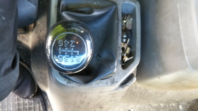 UDトラックス（日産） コンドル 中型 ウィング SKG-MK38L(4760) 10枚目